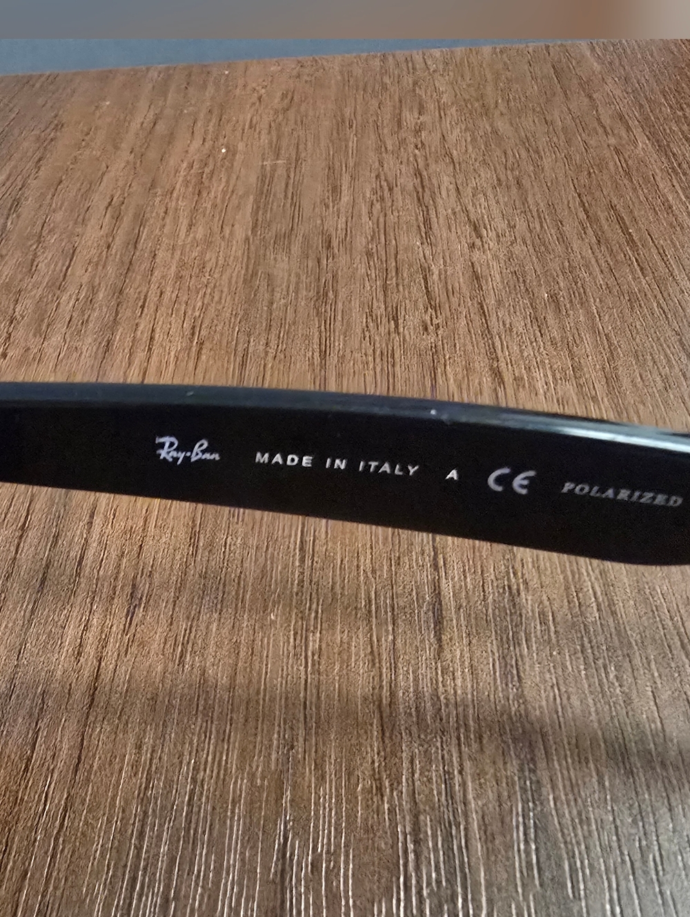 Ray-Ban New Wayfarer RB 2132 901 52-18 3P Black Sunglasses w/ Black Leather Case - Picture 5 of 7